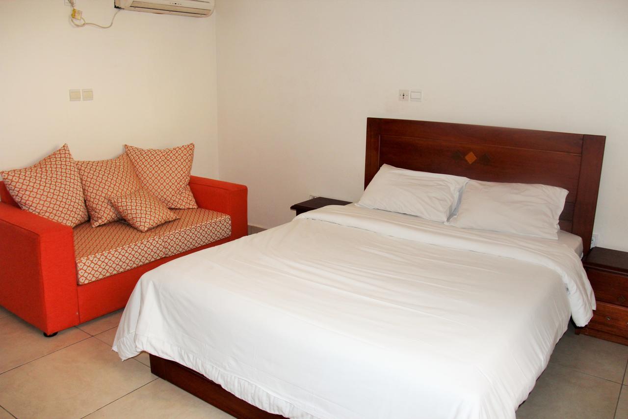 Manhantan Living Bonabéri Extérieur photo