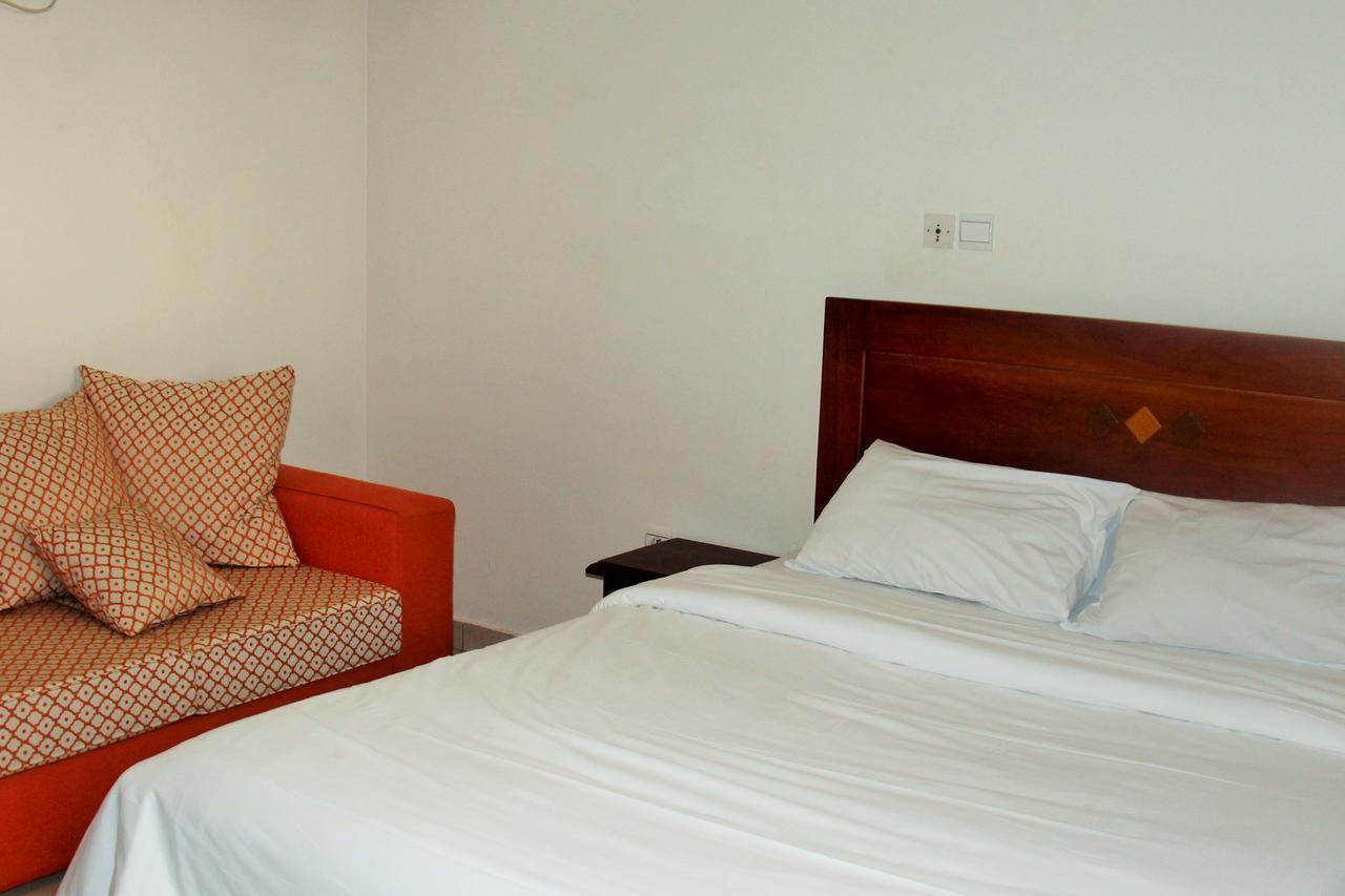 Manhantan Living Bonabéri Extérieur photo